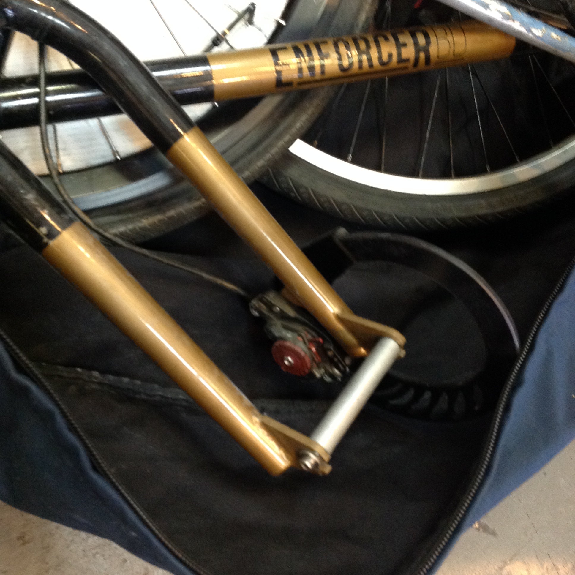 Dummy Axel for bicycle packing
